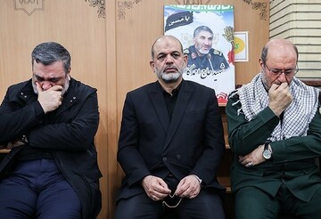 کدام فرماندهان نظامی در منزل سردار شهید سلیمانی حاضر شدند؟ +عکس