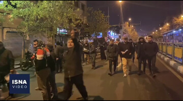 ببینید | حضور مردم تهران برای وداع تاریخی با شهید حاج قاسم سلیمانی ، از ساعت ۵ صبح درحوالی دانشگاه تهران