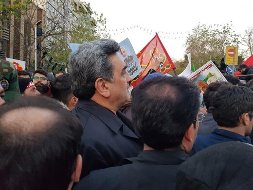 پیروز حناچی درمراسم شهید سردار سلیمانی