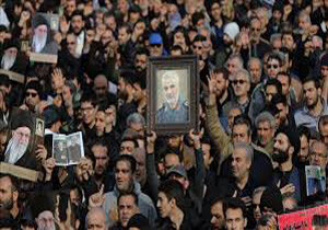 ۱۱ کیلومتر عاشقی در دیار حاج قاسم /من یک سلیمانی ام /حضور پررنگ خبرنگاران داخلی و خارجی در مراسم تشییع