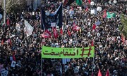 ببینید | واکنش مردم به #انتقام_سخت در ساعت ۴ بامداد؛ میدان انقلاب تهران