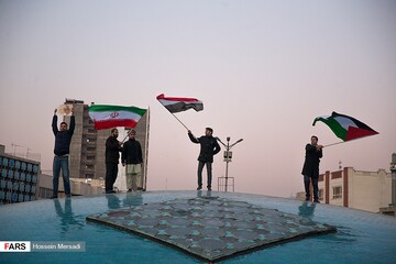 تصاویر خوشحالی خیابانی مردم برای #انتقام _سخت از آمریکا