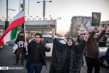 تصاویر خوشحالی خیابانی مردم برای #انتقام _سخت از آمریکا