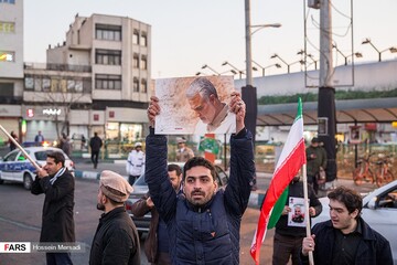 تصاویر خوشحالی خیابانی مردم برای #انتقام _سخت از آمریکا