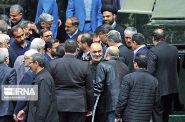 IRGC chief attends Parliament non-plenary session