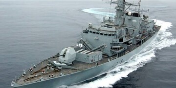 توضیح وزیر دفاع انگلیس درباره استقرار کشتی‌های جنگی در خلیج فارس