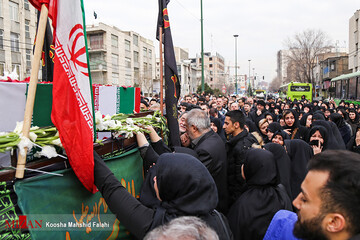 تشییع پیکر دو تن از شهدای سانحه هوایی در تهران