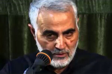 تصویری دیده نشده از سردار شهید سلیمانی تصویری دیده نشده از سردار شهید سلیمانی