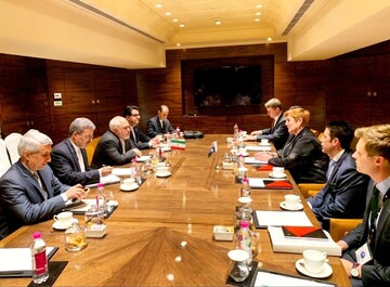 Iran, Australia FMs discuss mutual relations
