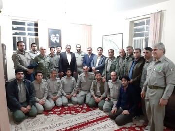 دیدار صمیمی مدیرکل با محیط بانان منطقه حفاظت شده سفید کوه خرم آباد