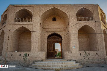 کاروانسرای «ده نمک» سمنان