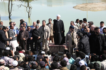Rouhani says govt stands by flood-hit people