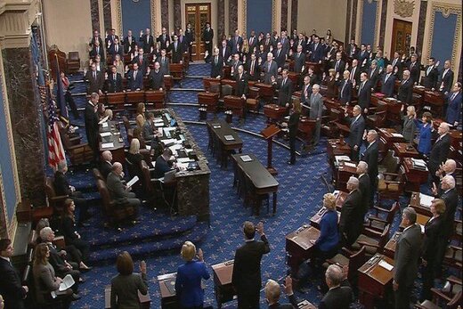 اولین تصویر از دادگاه استیضاح رئیس جمهور ترامپ در مجلس سنا