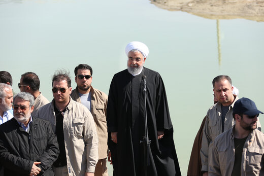 ورود روحانی به استان سیستان و بلوچستان
