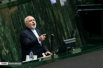 Zarif: Iran to leave NPT in case of EU referral to Security Council