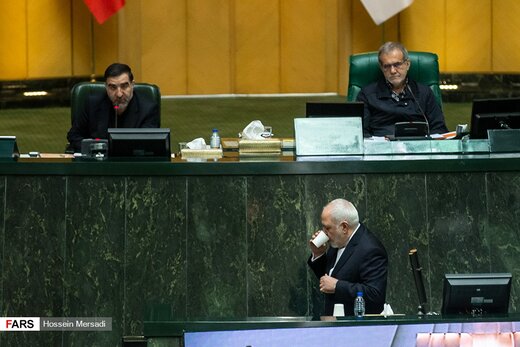 در صحن علنی مجلس با حضور محمدجواد ظریف چه گدشت؟
