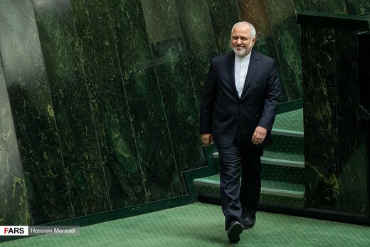در صحن علنی مجلس با حضور محمدجواد ظریف چه گدشت؟