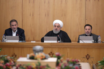 روحانی: آنها که با FATF بهانه دست آمریکا دادند پاسخگو باشند