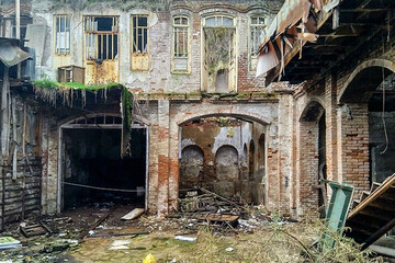 تصاویر | اینجا زمانی زندگی جریان داشت