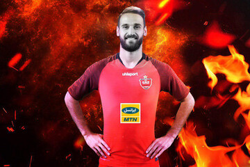 رونمایی از لباس جدید پرسپولیس پیش از دربی