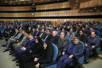 همایش استانداران و فرمانداران