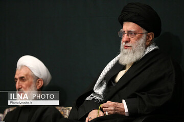 تصاویر | اولین شب مراسم عزاداری حضرت فاطمه‌زهرا(س) با حضور مقام معظم رهبری