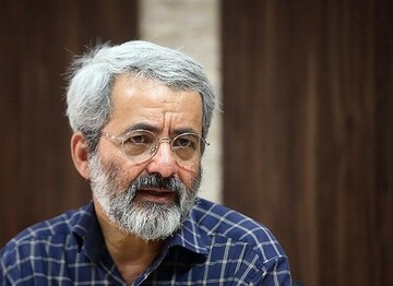 انتقاد سلیمی نمین از عکس جنجالی میرحسین موسوی و ترامپ /لج یگدیگر را در نیاوریم / چرا به زخم کهنه ناخن می کشید؟