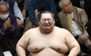 یادآوری سنتی در ژاپن با اشک‌های مرد ۱۸۸ کیلویی!