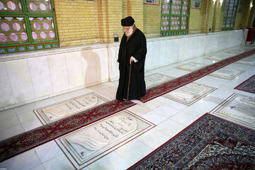 حضور در مرقد مطهر امام خمینی(ره) و گلزار شهیدان