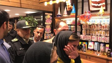 تصاویر از گروگانگیری خیابان آزادی تهران