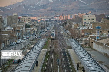 زندگی در کنار خط راه‌آهن