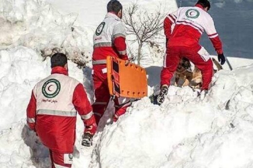 جسد کولبر سقزی از ارتفاعات به پایین منتقل شد