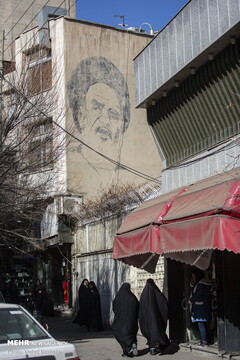 دیوارنگاره های برجای مانده از دوران انقلاب