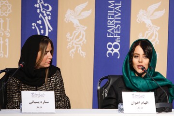 نشست خبری فیلم دوزیست