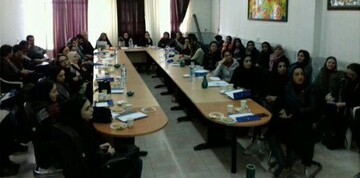 بیست وپنجمین نشست تخصصی بسته بندی و راهکارهای تجاری سازی صنایع دستی در شاهرود برگزار شد