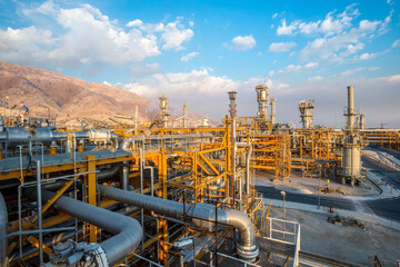 کشف چهار میدان نفتی در ایران 
