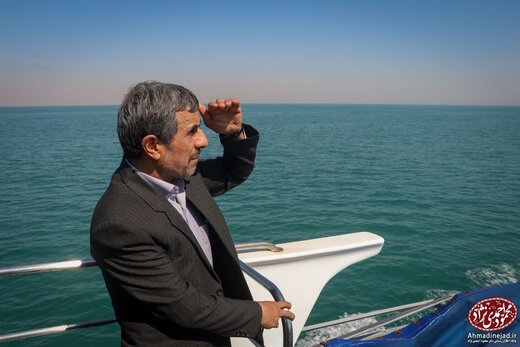 احمدی نژاد در جزیره هرمز