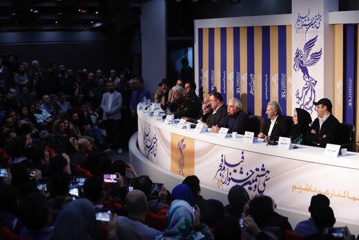 نشست خبری «خروج»