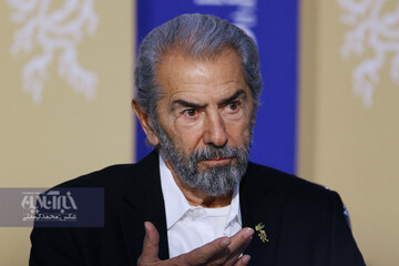 نشست خبری «خروج»