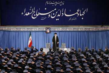 دیدار جمعی از فرماندهان و کارکنان نیروی هوایی و نیروی پدافند هوایی ارتش