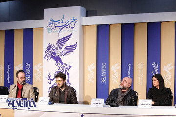 تصاویر | بهبودی، بیضایی و نادر سلیمانی در نشست خبری «ریست»