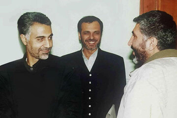 ببینید | عکس منتشر نشده از شهید حاج قاسم سلیمانی و شهید حاج احمد کاظمی