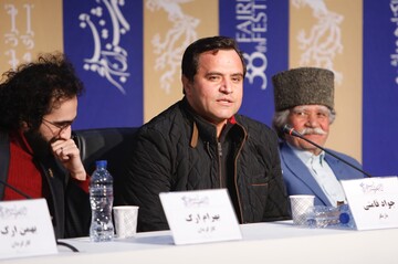 نشست خبری پوست