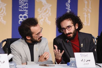 نشست خبری پوست