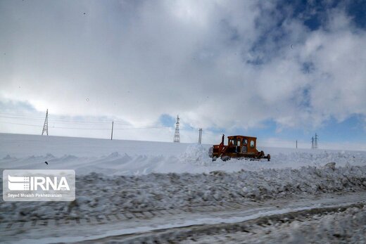 کولاک و مشکل تردد در برخی محورهای کردستان‎