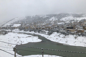 عکس | تصویری زیبا از منظره برفی شهر رودبار