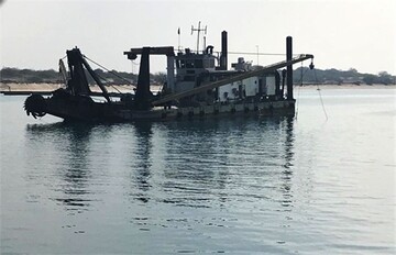 لایروبی حوضچه بندر گاه ابوموسی