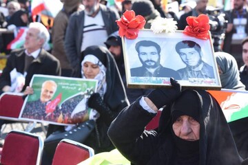 پیام تشکر استاندار از حضور با شکوه مردم البرز در راهپیمایی ۲۲ بهمن
