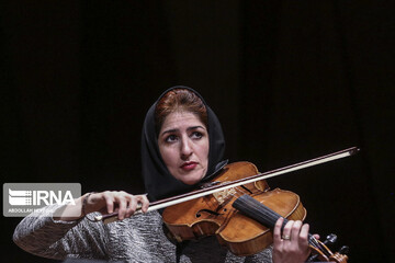 دومین شب جشنواره موسیقی فجر در تالارهای وحدت و رودکی