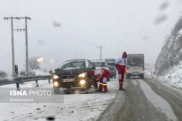 ببینید | وضعیت قرمز مسافران محور کیاسر به سمنان